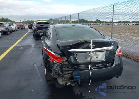 2015 Nissan Altima 2.5 Sv from USA, damaged, VIN 1N4AL3AP7FC216305